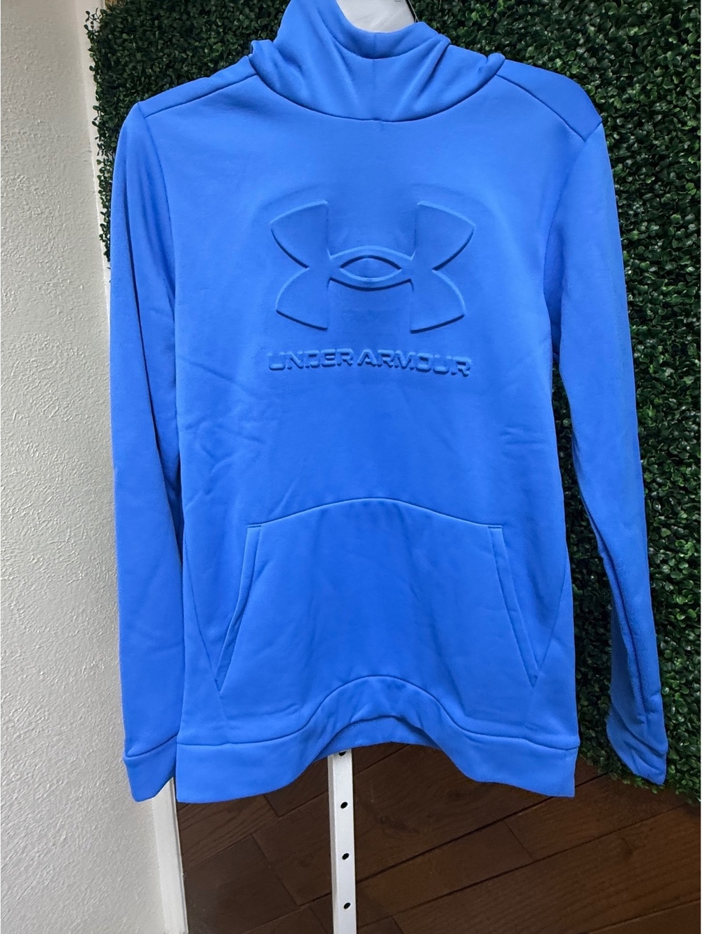 NWT YXL Under Armour hoodie